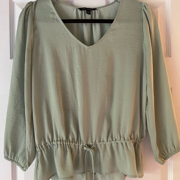 Women's Green V-Neck Blouse - Picture 1 of 4